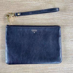 Fossil black leather clutch bag with corner wristlet
